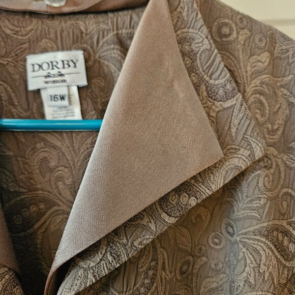 DORBY WOMAN SUIT.  Size 16W. NWT. Color: Olive - Picture 2 of 10